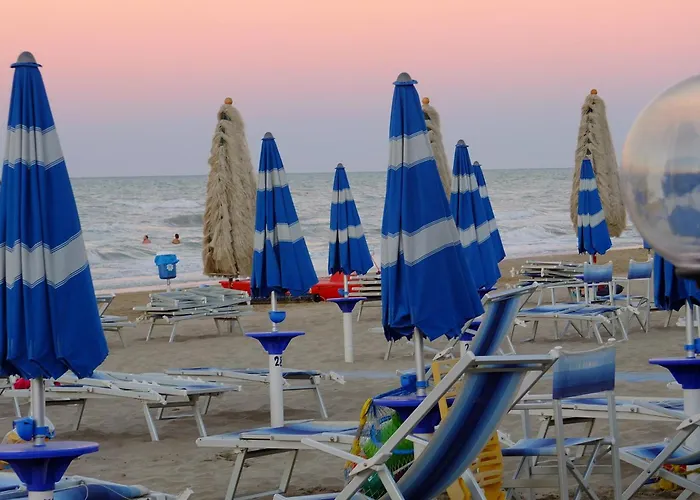 Ξενοδοχείο με διαμερίσματα Sea 3*