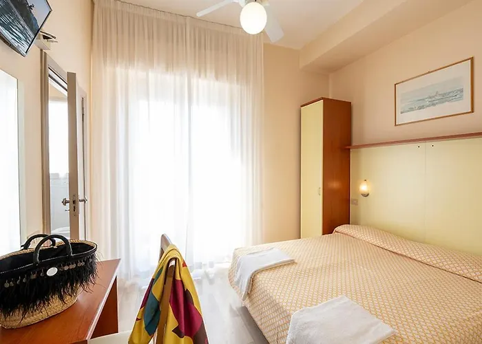 アパートホテル Sea 3*