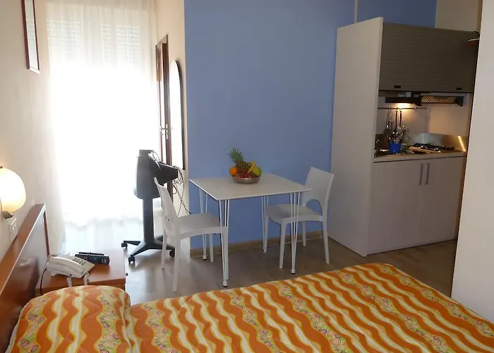 アパートホテル Sea 3*