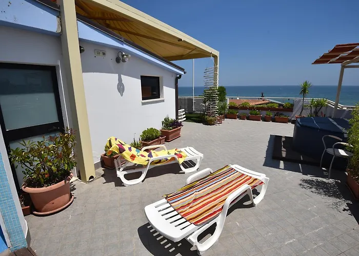 Sea アパートホテル