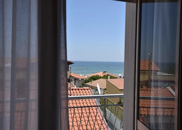 Ξενοδοχείο με διαμερίσματα Sea 3*