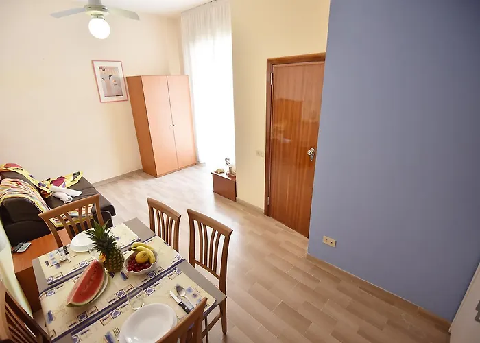 Ξενοδοχείο με διαμερίσματα Sea Silvi Marina