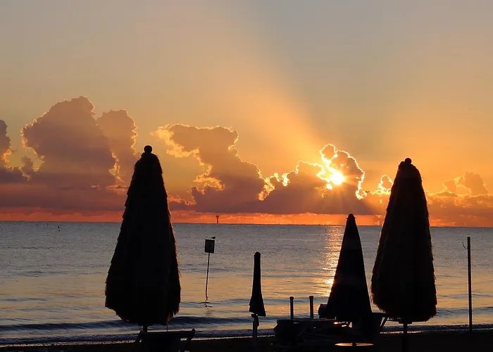 アパートホテル Sea 3*